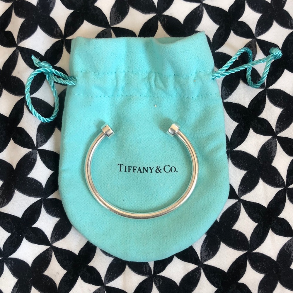 Return to Tiffany Cuff